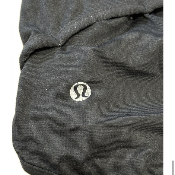 LULULEMON SHORT - Picture 2 of 3